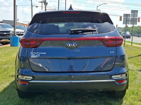 Used 2020 Kia Sportage EX FWD image 5