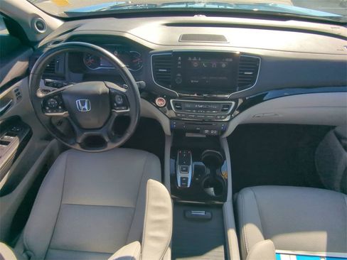 Used 2021 Honda Pilot Elite image 15