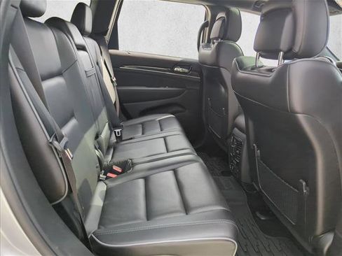 Used 2021 Jeep Grand Cherokee Overland image 21