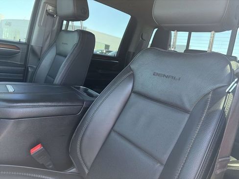 Used 2024 GMC Sierra 2500 Denali w/ Denali Reserve Package AWD/4WD image 11