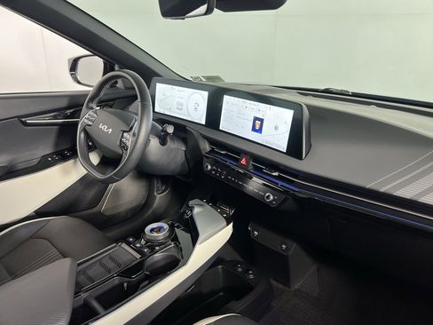 Used 2023 Kia EV6 GT-Line image 33