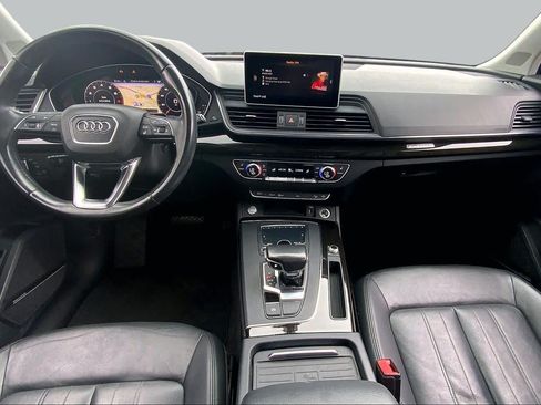 Used 2019 Audi Q5 2.0T Premium Plus w/ Premium Plus Package AWD/4WD image 16