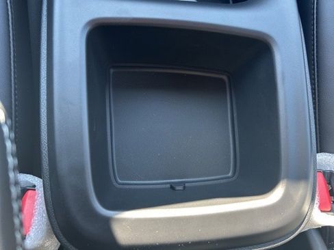 New 2026 Chrysler Pacifica Select image 30