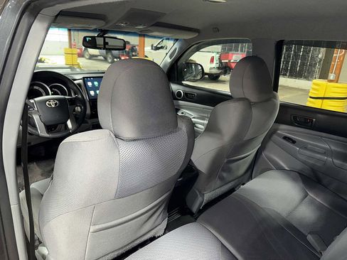 Used 2012 Toyota Tacoma 4x4 Double Cab w/ TRD Sport Pkg image 27