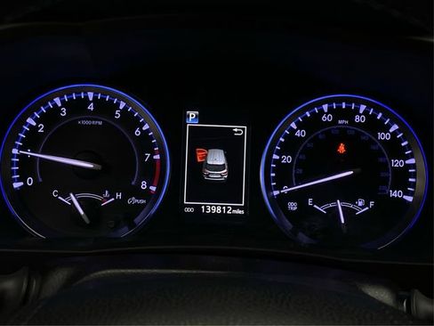 Used 2018 Toyota Highlander XLE image 21