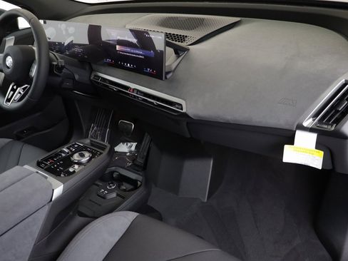 New 2026 BMW iX xDrive60 w/ M Sport Package image 22