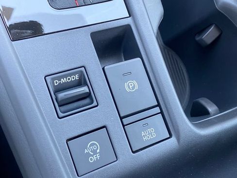 New 2026 Nissan Sentra SR w/ SR Premium Package FWD image 17