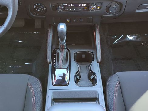 Certified 2024 Nissan Frontier PRO-4X w/ Technology Package image 19