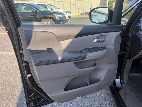 Used 2015 Honda Odyssey EX-L image 9