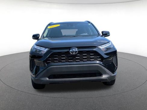 Used 2025 Toyota RAV4 XLE w/ Convenience Package AWD/4WD image 9