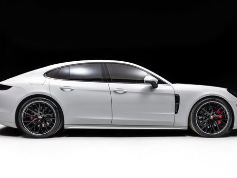 Used 2020 Porsche Panamera GTS w/ Premium Package Plus image 2