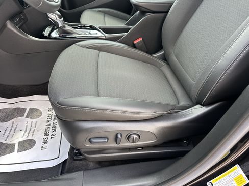Certified 2023 Buick Encore GX Preferred w/ Cold Weather Comfort Package FWD image 20