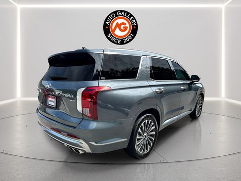 Used 2025 Hyundai Palisade Calligraphy AWD/4WD image 3