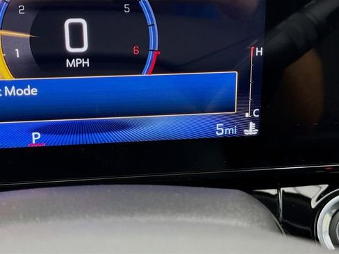 New 2026 Chevrolet Trax ACTIV w/ Sunroof Package image 14