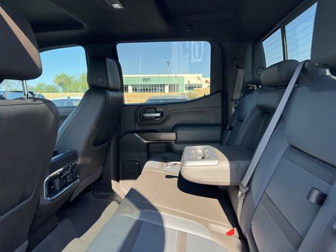Used 2020 GMC Sierra 1500 Denali w/ Denali Ultimate Package AWD/4WD image 11