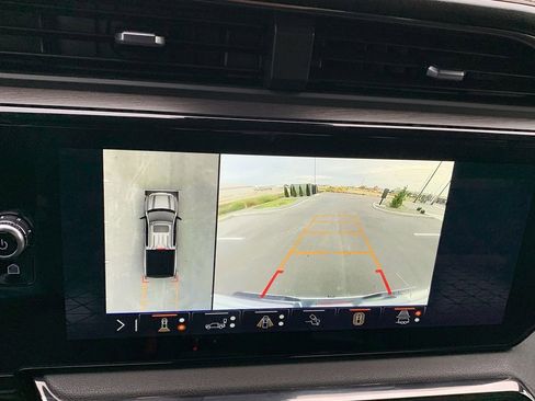 Used 2024 GMC Sierra 1500 AT4 w/ Technology Package image 27