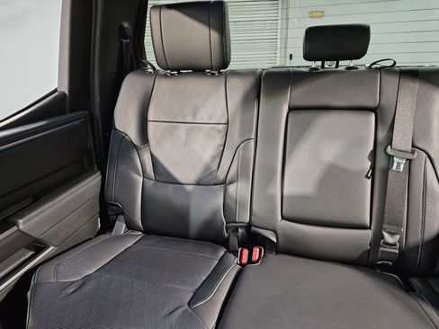Used 2024 Toyota Tundra Platinum AWD/4WD image 12