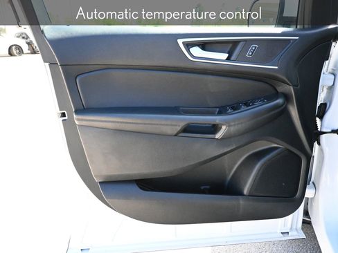 Used 2023 Ford Edge SEL image 9