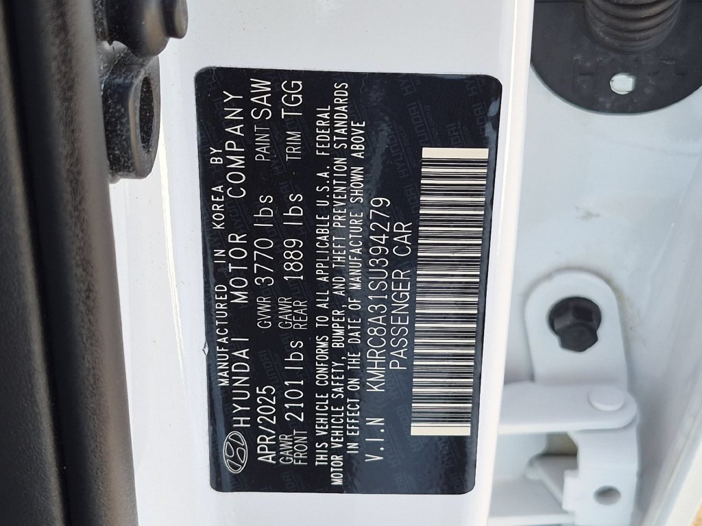 Used 2025 Hyundai Venue SEL FWD image 36