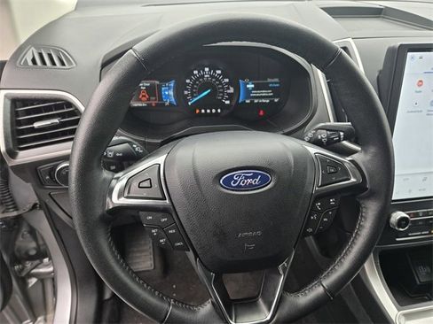 Used 2024 Ford Edge SEL image 27
