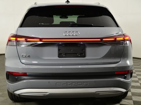 Certified 2023 Audi Q4 e-tron Premium Plus w/ Premium Plus image 8