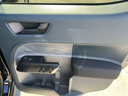 New 2026 Ford Maverick XL image 40