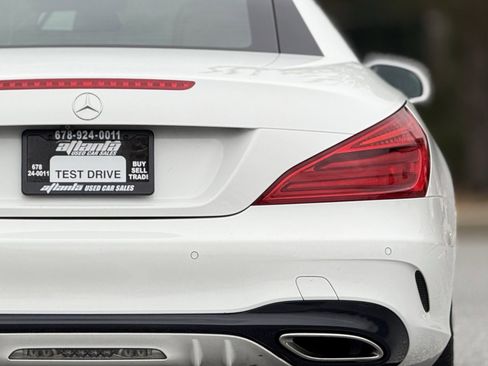 Used 2017 Mercedes-Benz SL 550 image 16