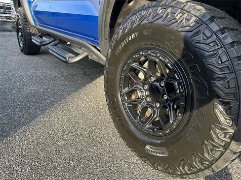 Used 2024 Chevrolet Colorado ZR2 w/ ZR2 Bison Edition image 11