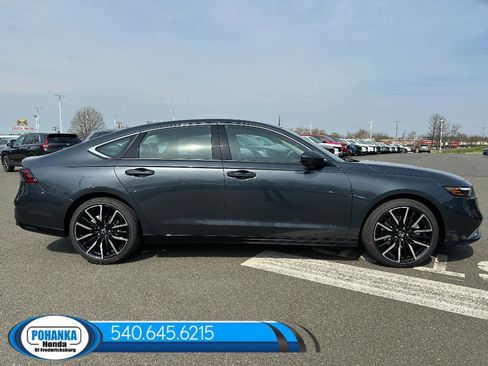 New 2026 Honda Accord Hybrid Touring image 7