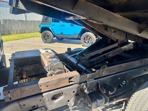 Used 2017 Ford F350 XL w/ Power Equipment Group AWD/4WD image 33