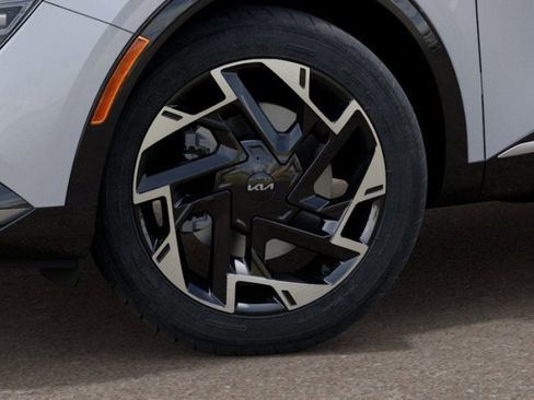 New 2025 Kia Sportage SX image 9