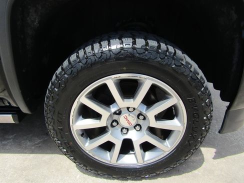 Used 2018 GMC Sierra 1500 Denali RWD image 7