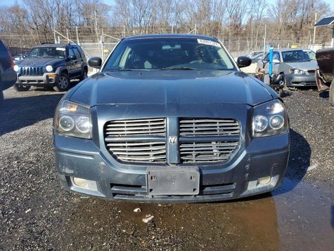 Used 2007 Dodge Magnum SXT RWD image 2