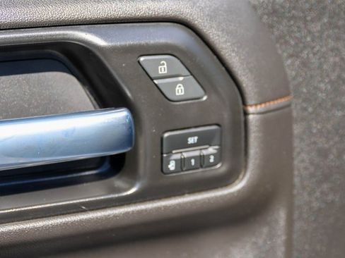 Used 2021 GMC Sierra 1500 AT4 image 12