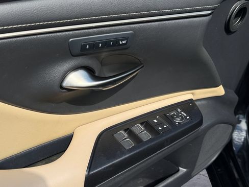 Used 2021 Lexus ES 350 w/ Premium Package FWD image 13