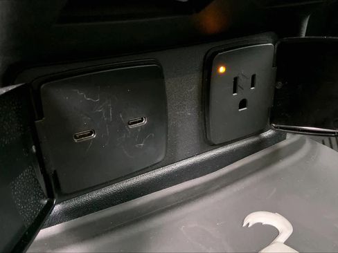 Certified 2025 Ford Bronco Big Bend w/ Black Diamond Package image 31