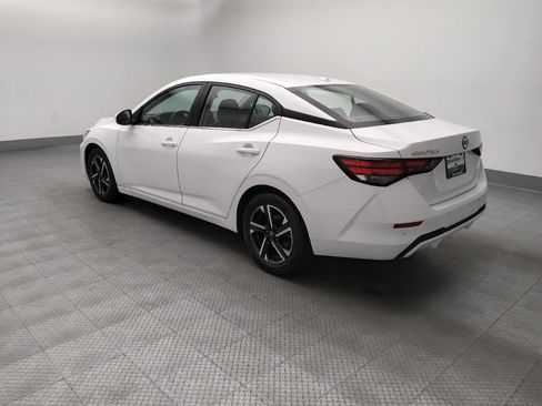 Used 2025 Nissan Sentra SV FWD image 5