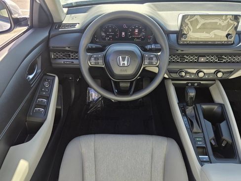 Used 2025 Honda Accord LX image 12