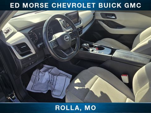 Used 2025 Nissan Rogue SV FWD image 14