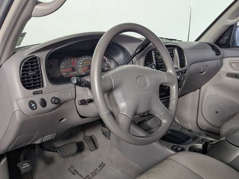 Used 2002 Toyota Sequoia Limited RWD image 11