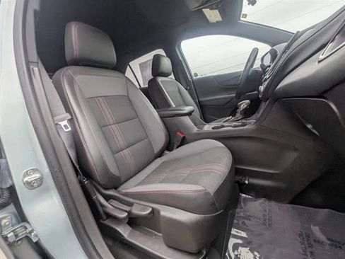 Used 2022 Chevrolet Equinox RS image 27