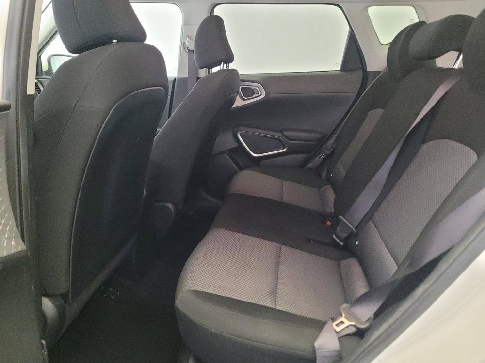 Used 2022 Kia Soul LX w/ Technology Package FWD image 18