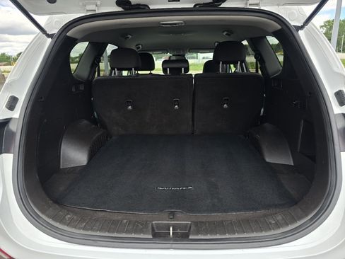 Used 2020 Hyundai Santa Fe SEL FWD image 16