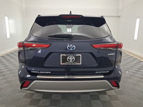Used 2020 Toyota Highlander Platinum AWD/4WD image 15