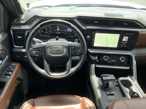 Used 2025 GMC Sierra 1500 Denali Ultimate AWD/4WD image 29
