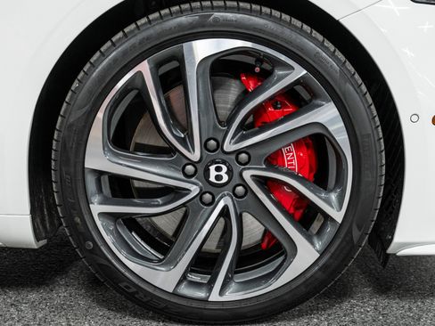 Used 2025 Bentley Continental GT Speed image 39