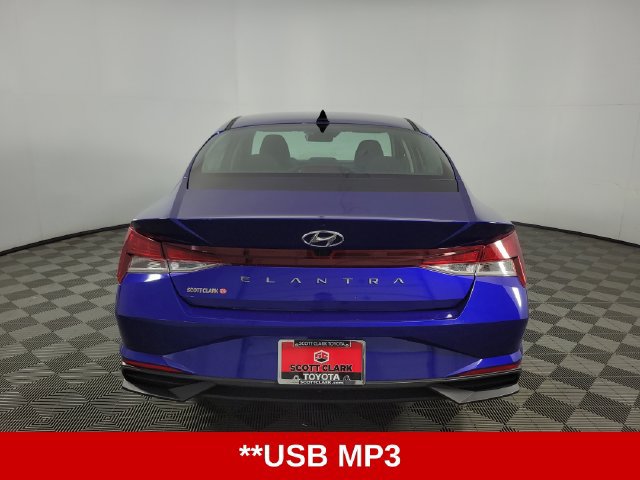 Used 2023 Hyundai Elantra SEL w/ Convenience Package FWD image 7