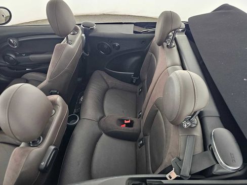 Used 2017 MINI Cooper Convertible image 15