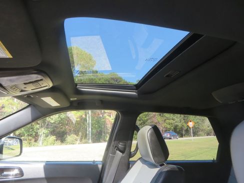 Used 2021 Dodge Durango R/T w/ Technology Group image 26