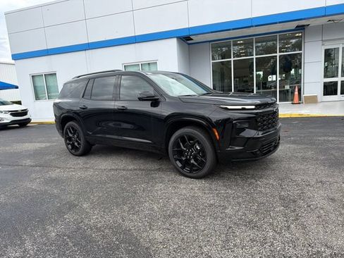 New 2026 Chevrolet Traverse RS w/ LPO, Floor Liner Package FWD image 14
